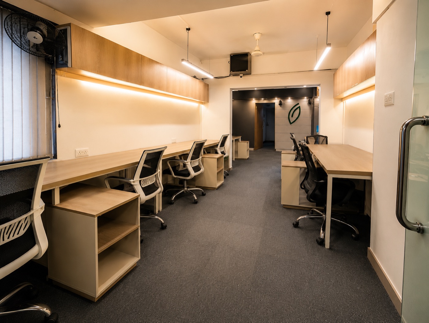 Open work station at Spaces by Greenbud